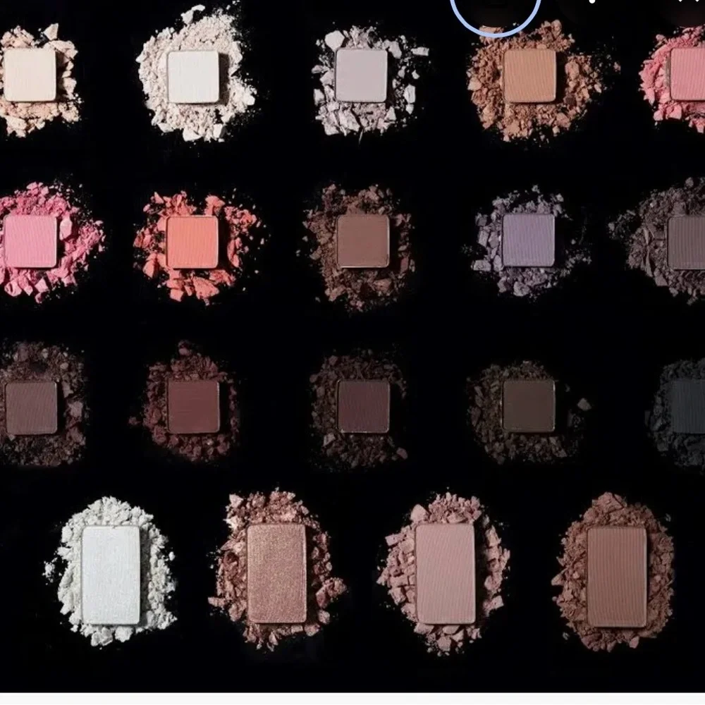 NWT ICONIC LONDON - Billy B x Gallany Collaboration Palette